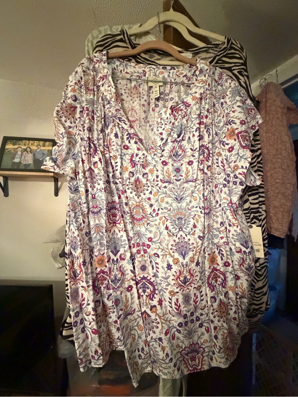 St. John's Bay White Floral Print Short Sleeve Blouse